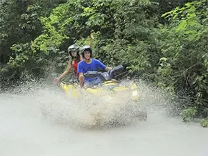 Cuatrimotos en la Riviera Maya
