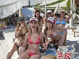 Adults-only tours to Isla Mujeres
