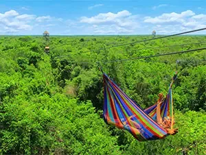 Actividades de tirolesas para relizar en la Riviera Maya