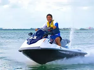 Reservar moto acuática en Cancún