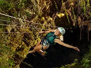 Rappel en el tour Xenotes